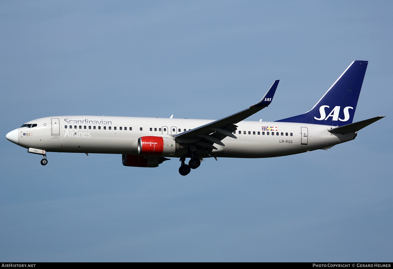 Aircraft Photo of LN-RGG | Boeing 737-86N | Scandinavian Airlines - SAS | AirHistory.net #343763