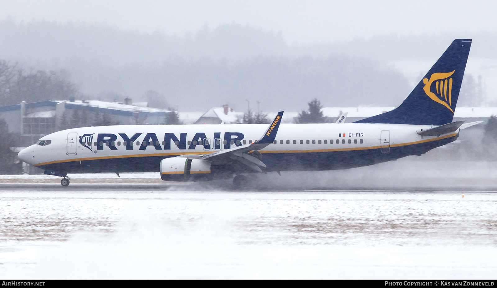 Aircraft Photo of EI-FIG | Boeing 737-8AS | Ryanair | AirHistory.net #343793
