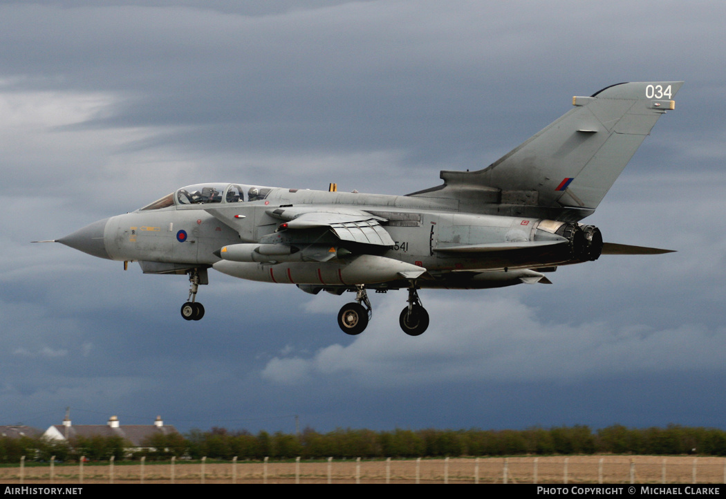 Aircraft Photo of ZA541 | Panavia Tornado GR4 | UK - Air Force | AirHistory.net #343814