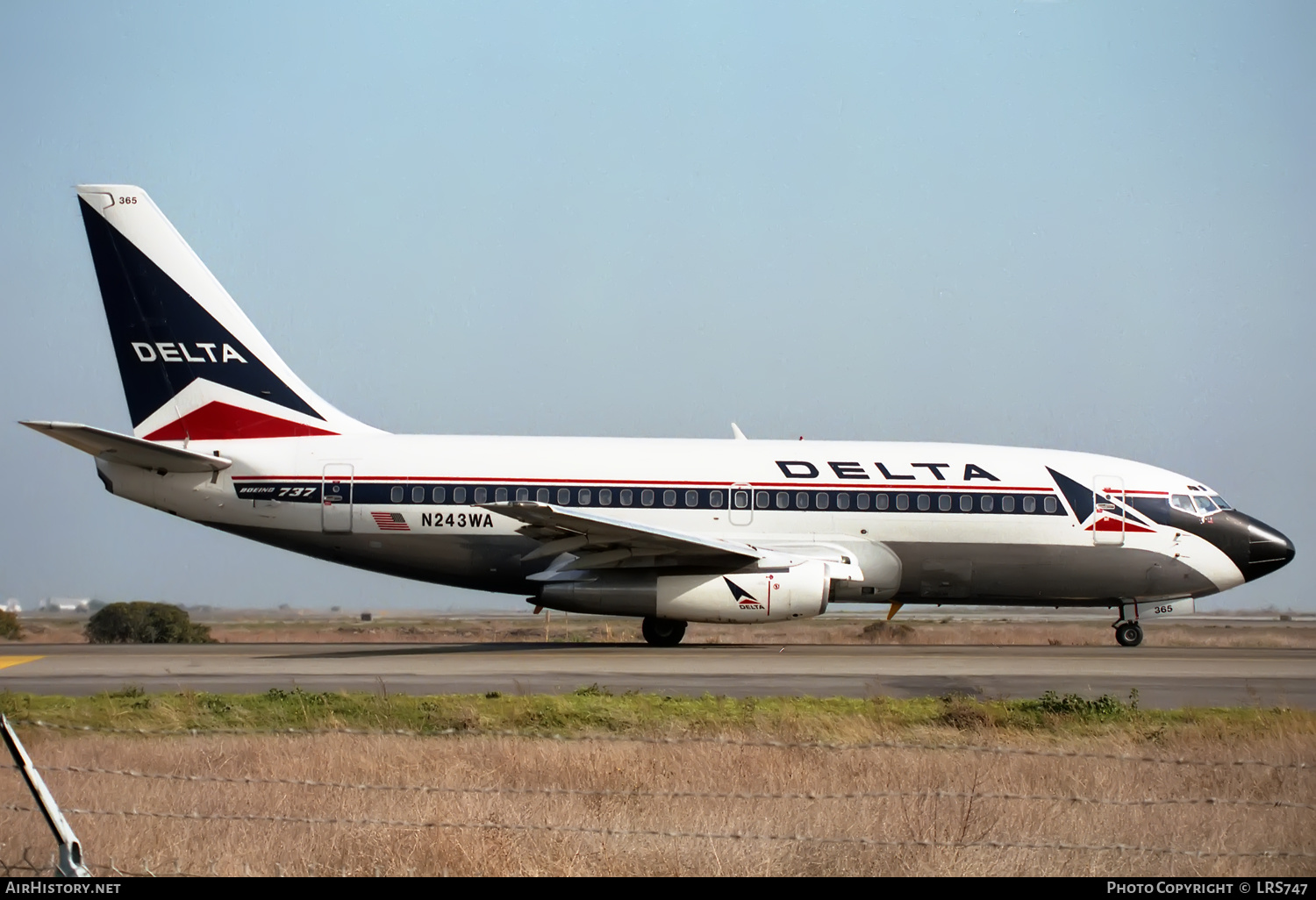 Aircraft Photo of N243WA | Boeing 737-247/Adv | Delta Air Lines | AirHistory.net #343980