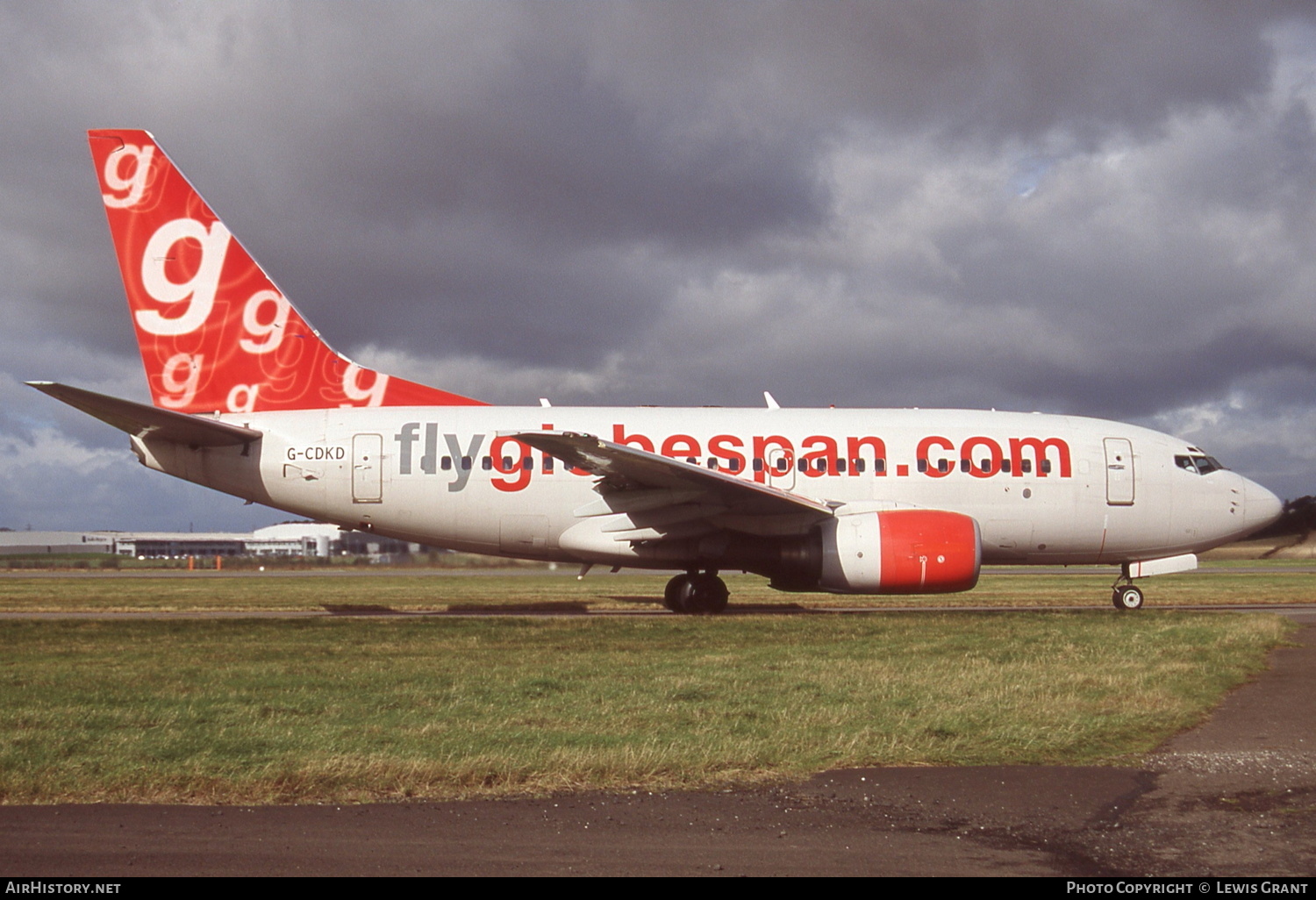 Aircraft Photo of G-CDKD | Boeing 737-683 | Flyglobespan | AirHistory.net #344000