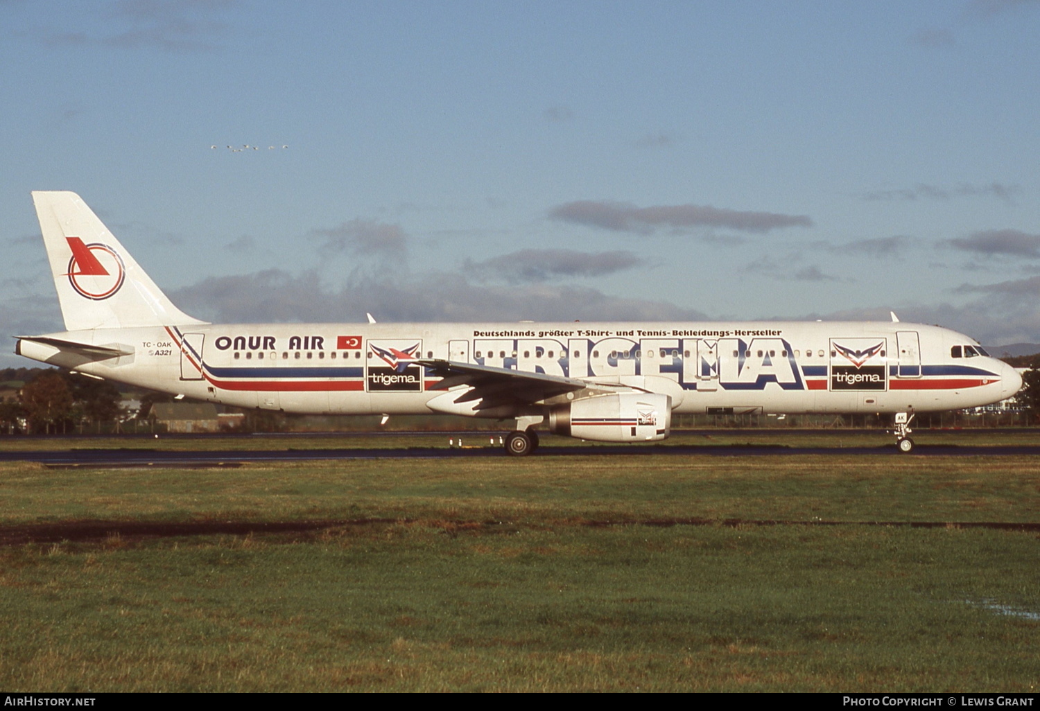 Aircraft Photo of TC-OAK | Airbus A321-231 | Onur Air | AirHistory.net #344001