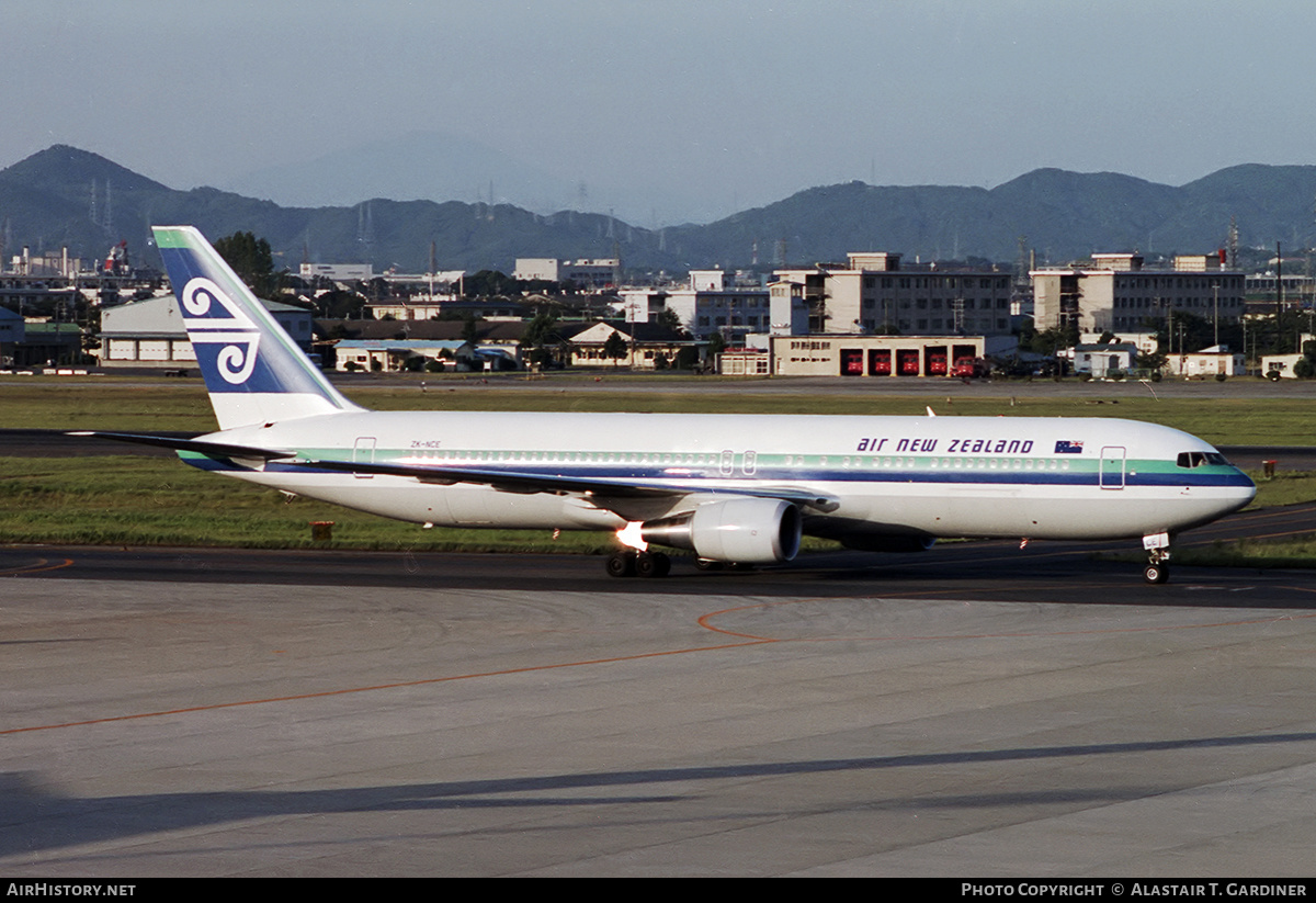 Aircraft Photo of ZK-NCE | Boeing 767-319/ER | Air New Zealand | AirHistory.net #344066