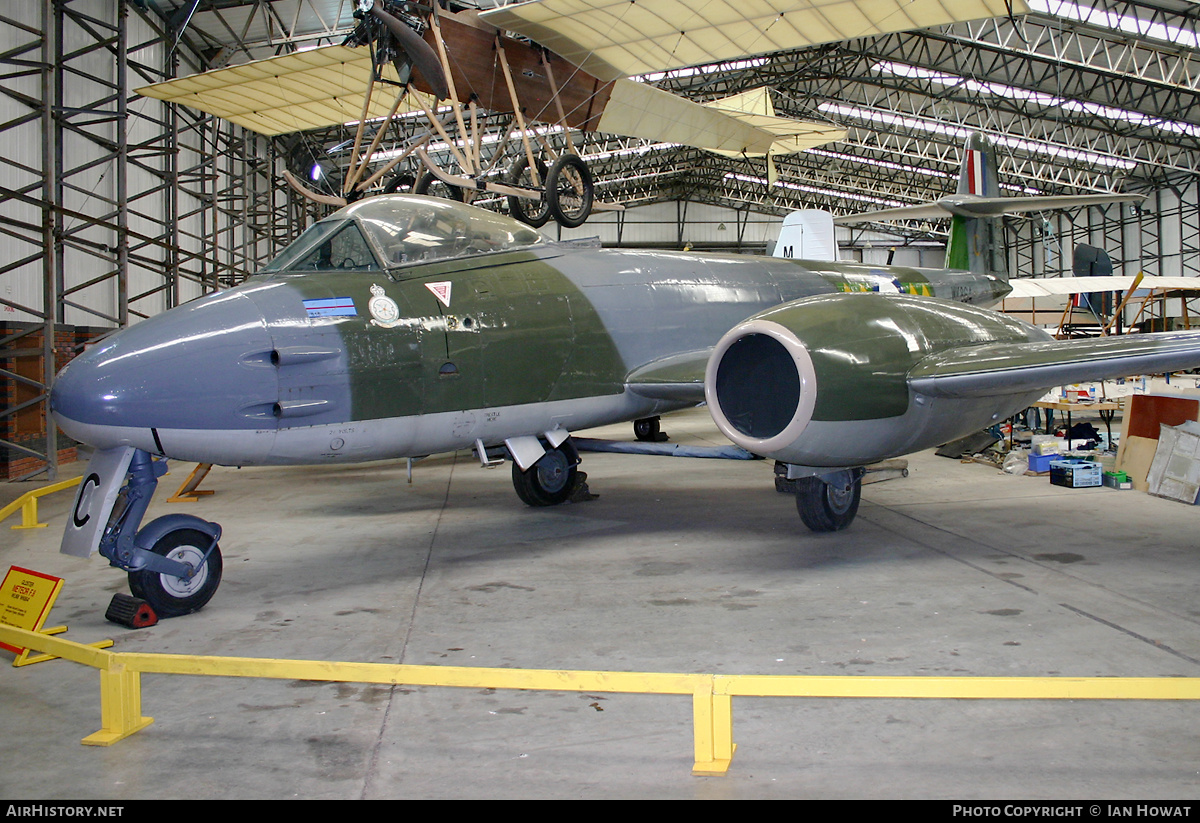 Aircraft Photo of WK864 | Gloster Meteor F8 | UK - Air Force | AirHistory.net #344080