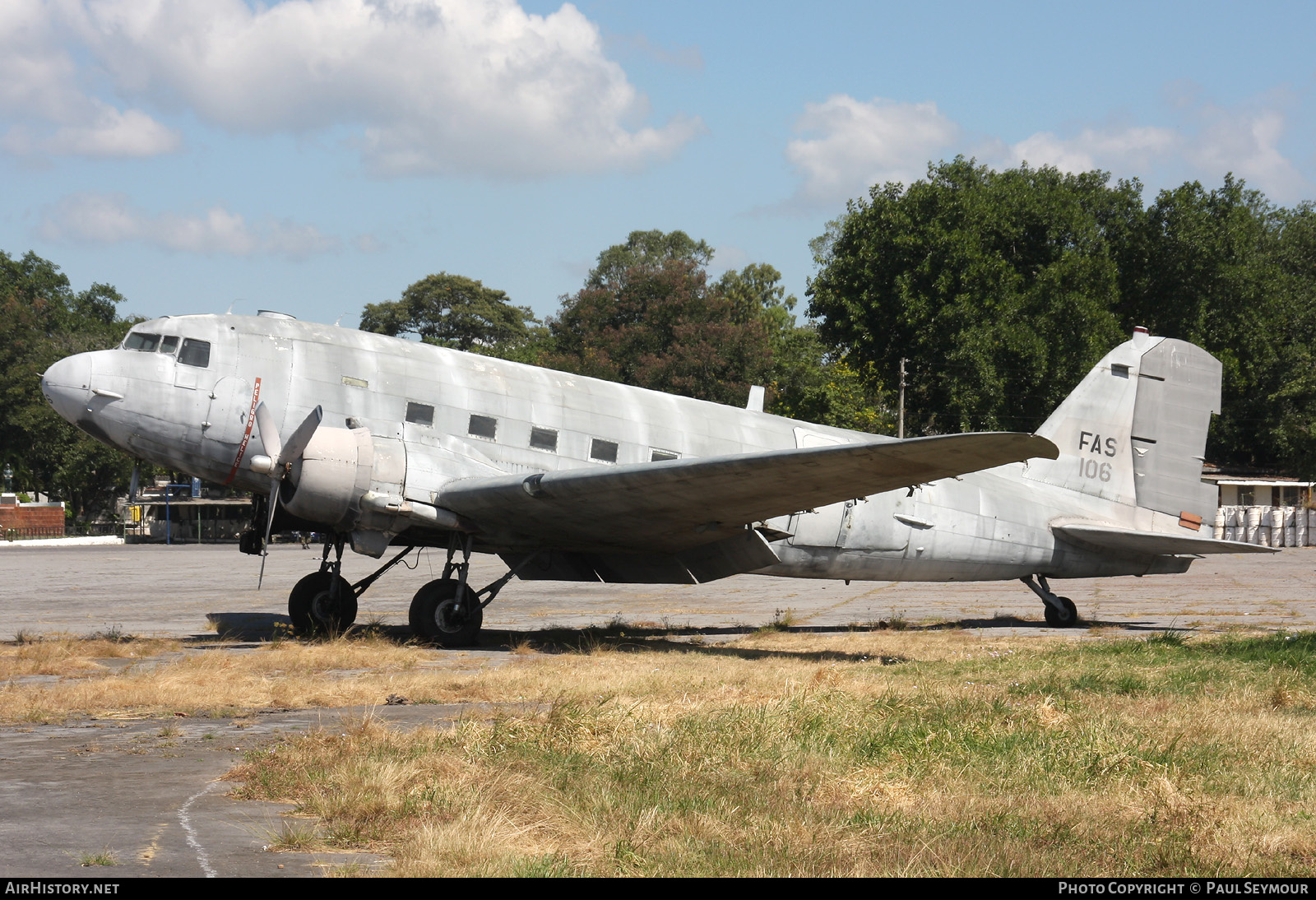 Aircraft Photo of 106 | Douglas C-47D Skytrain | El Salvador - Air Force | AirHistory.net #344342