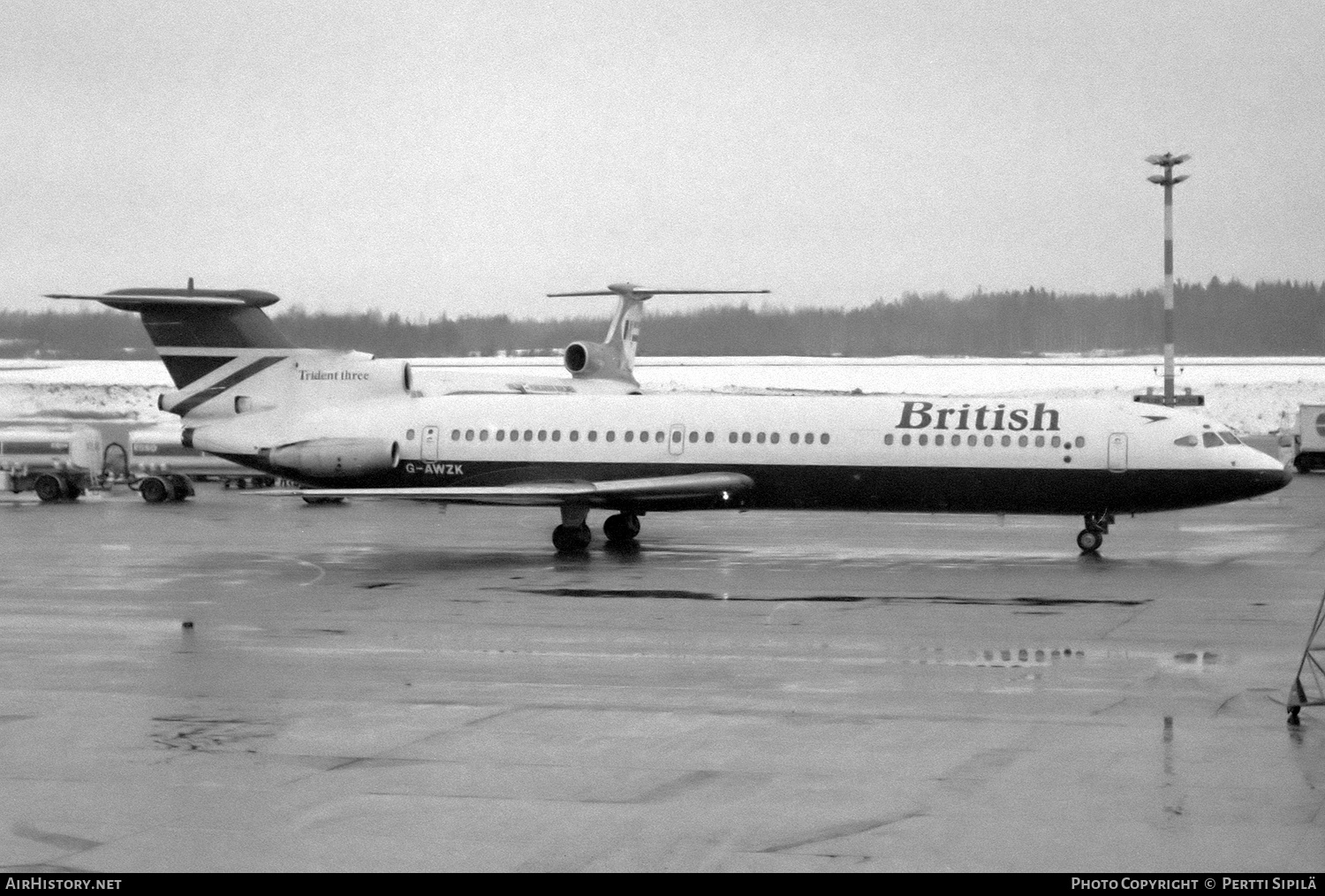 Aircraft Photo of G-AWZK | Hawker Siddeley HS-121 Trident 3B | British Airways | AirHistory.net #344408