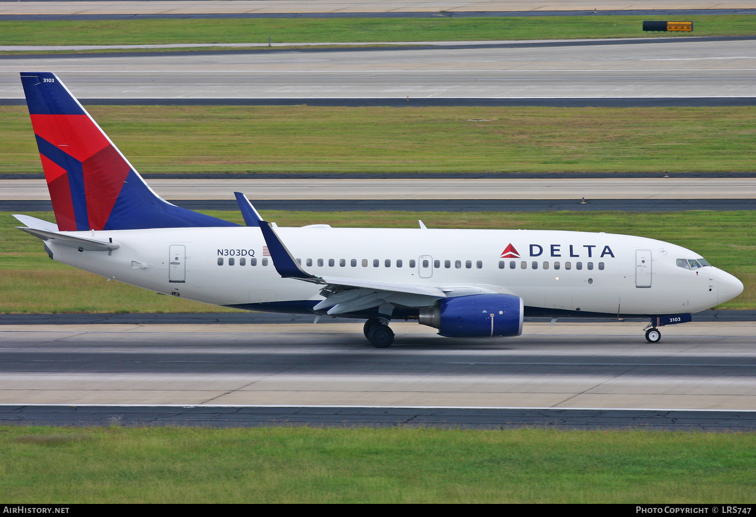 Aircraft Photo of N303DQ | Boeing 737-732 | Delta Air Lines | AirHistory.net #344477