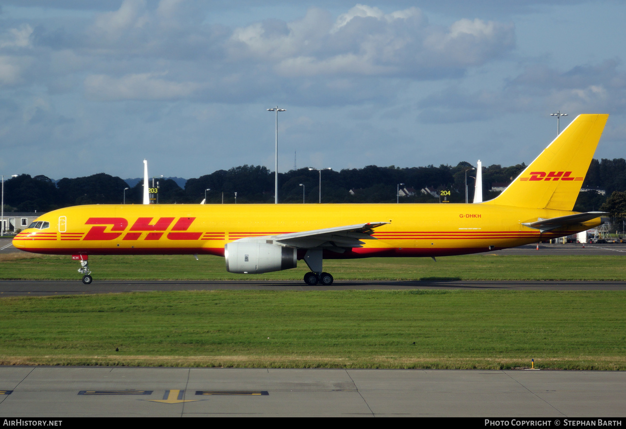 Aircraft Photo of G-DHKH | Boeing 757-28A(SF) | DHL International | AirHistory.net #344508