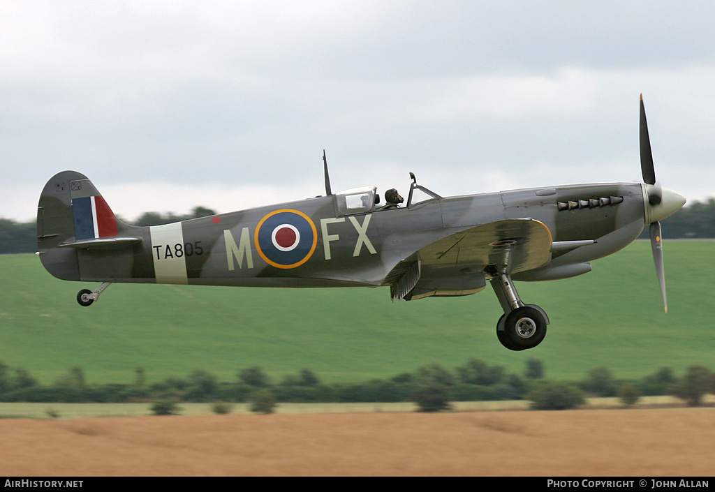 Aircraft Photo of G-PMNF / TA805 | Supermarine 361 Spitfire HF9E | UK - Air Force | AirHistory.net #344519