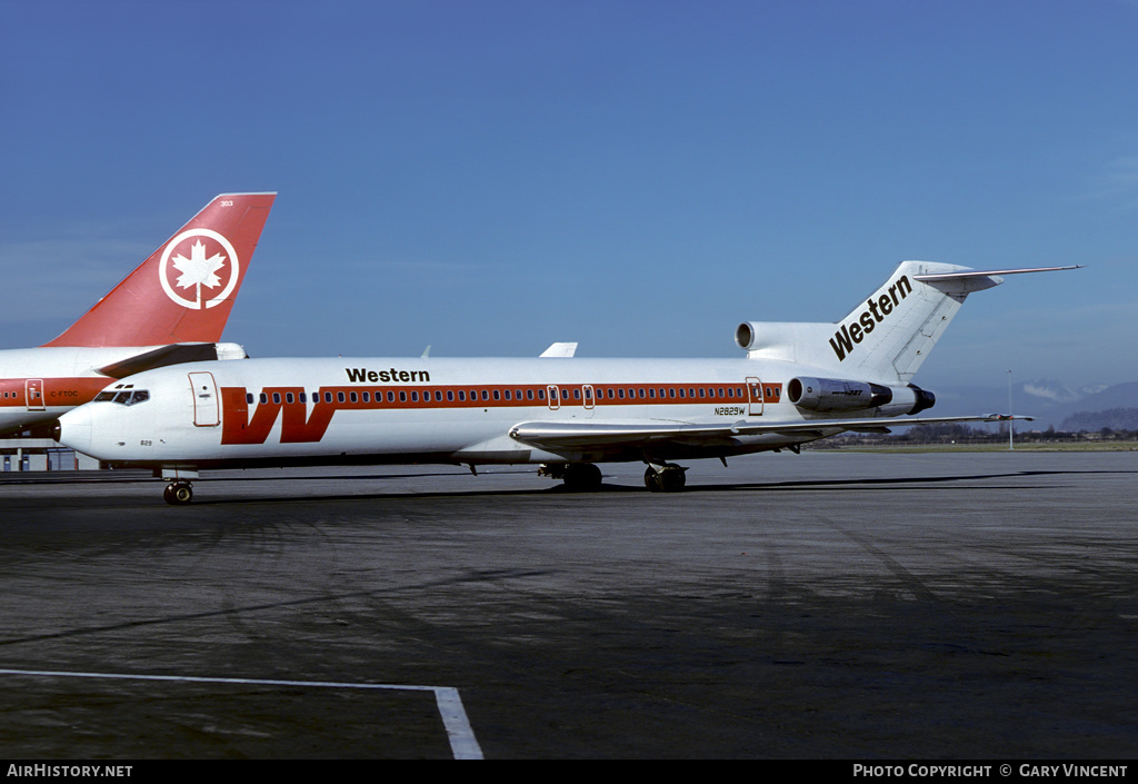 Aircraft Photo of N2829W | Boeing 727-247/Adv | Western Airlines | AirHistory.net #344526