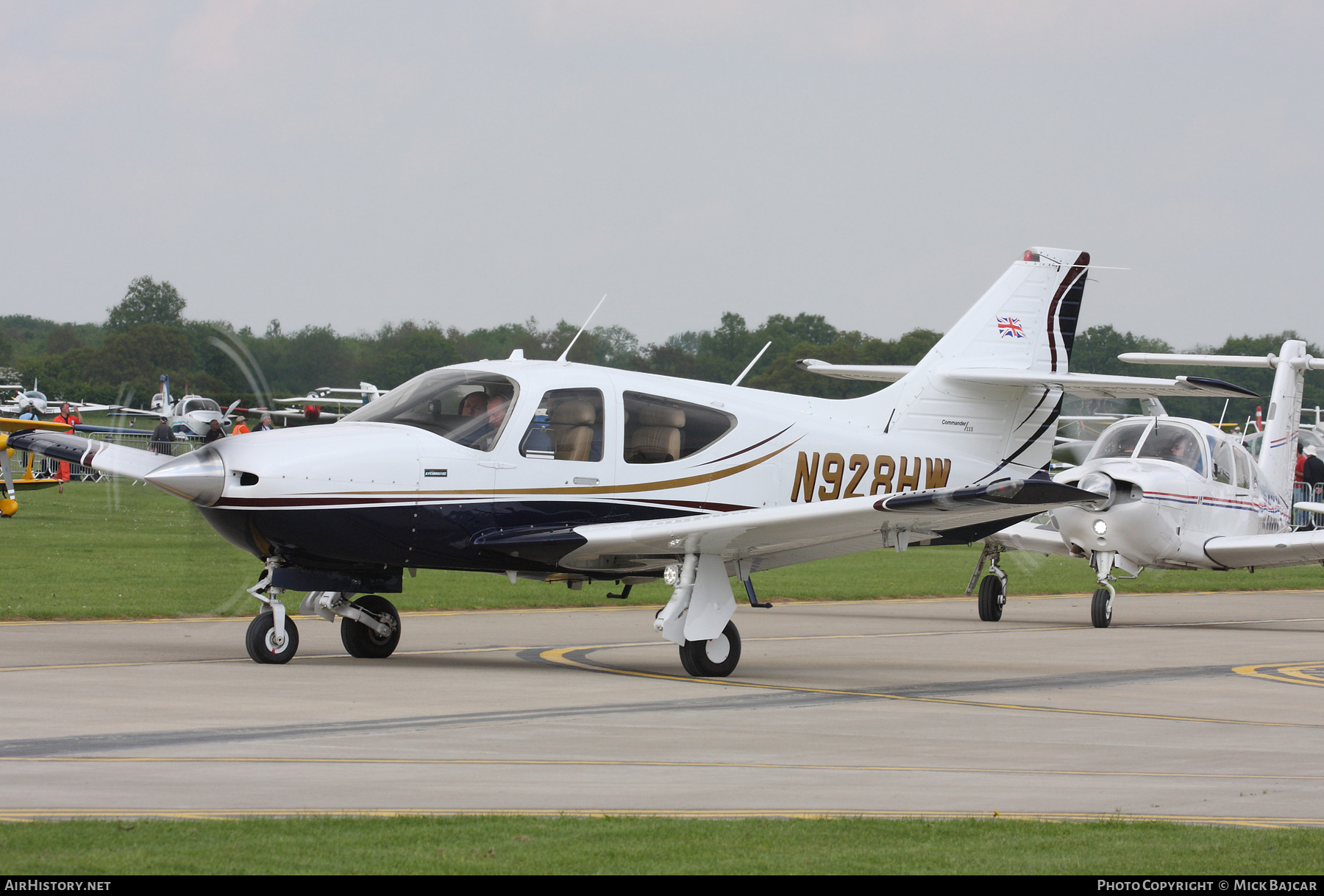 Aircraft Photo of N928HW | Commander 115 | AirHistory.net #344556