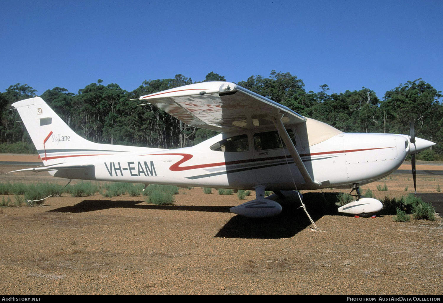 Aircraft Photo of VH-EAM | Cessna 182T Skylane | AirHistory.net #344643