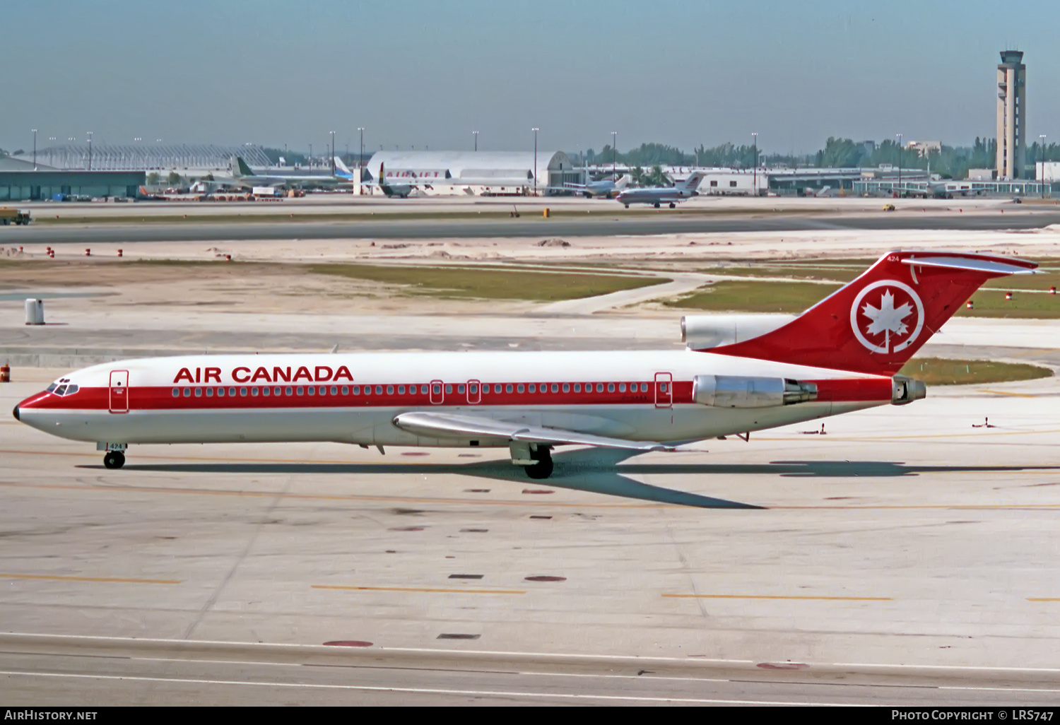 Aircraft Photo of C-GAAX | Boeing 727-233/Adv | Air Canada | AirHistory.net #344662