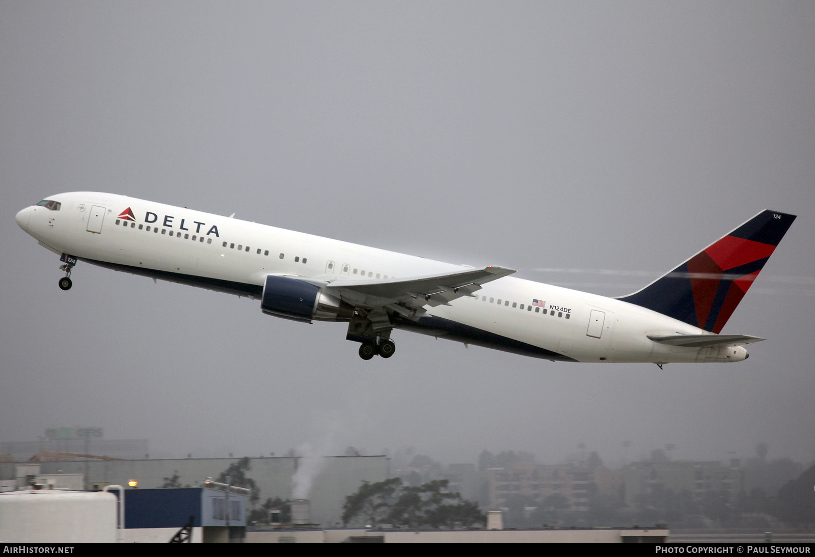Aircraft Photo of N124DE | Boeing 767-332 | Delta Air Lines | AirHistory.net #344667