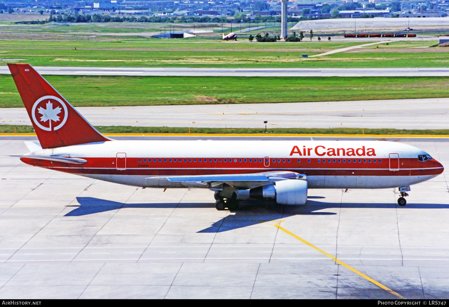 Aircraft Photo of C-GAUH | Boeing 767-233 | Air Canada | AirHistory.net #344670