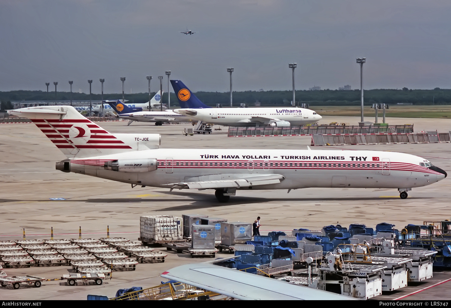 Aircraft Photo of TC-JCE | Boeing 727-2F2/Adv | THY Türk Hava Yolları - Turkish Airlines | AirHistory.net #344687