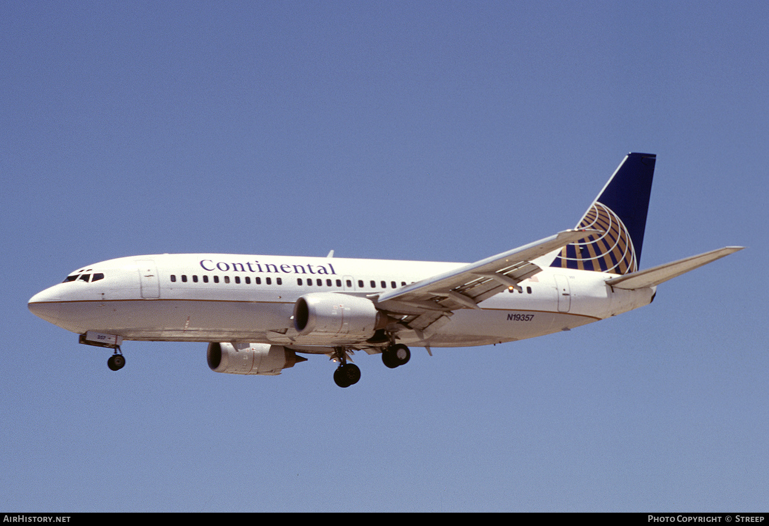Aircraft Photo of N19357 | Boeing 737-3T0 | Continental Airlines | AirHistory.net #344709