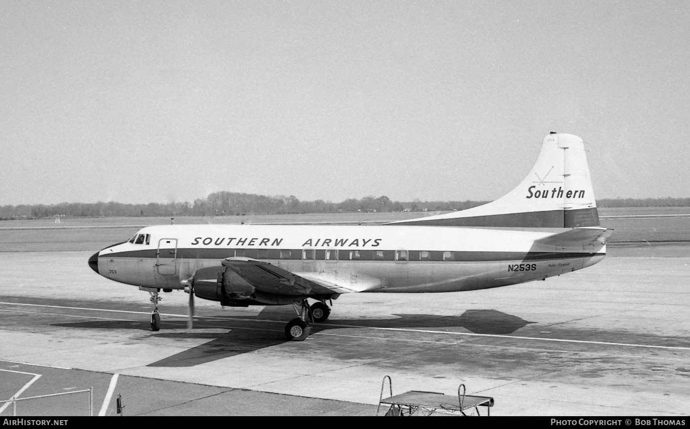 Aircraft Photo of N253S | Martin 404 | Southern Airways | AirHistory.net #344788