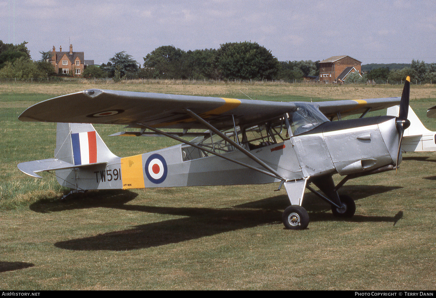 Aircraft Photo of G-ARIH / TW591 | Auster 6A Tugmaster | UK - Air Force | AirHistory.net #344803