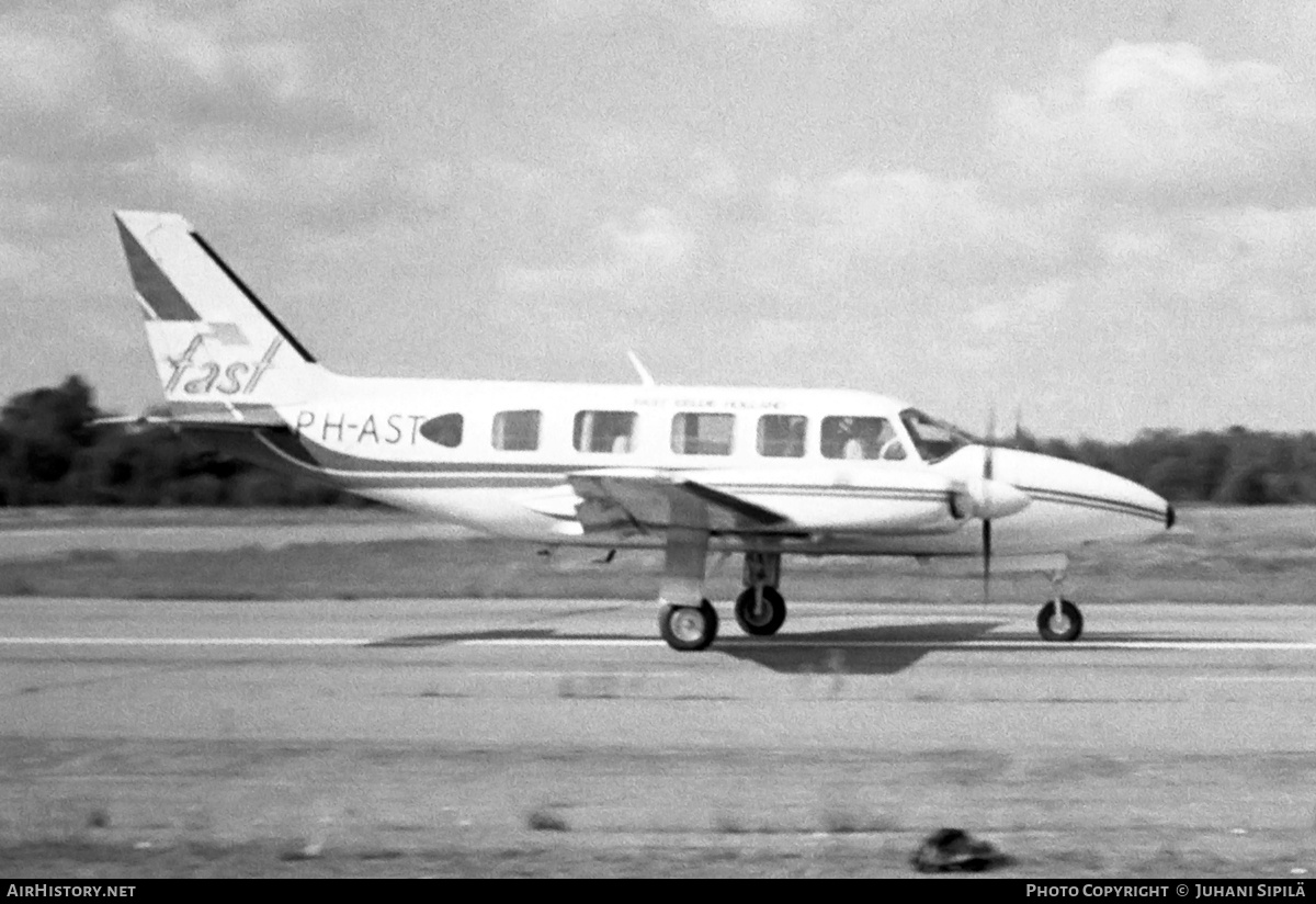 Aircraft Photo of PH-AST | Piper PA-31-350 Navajo Chieftain | FAST Eelde - Frisian Air Service Transport | AirHistory.net #344831