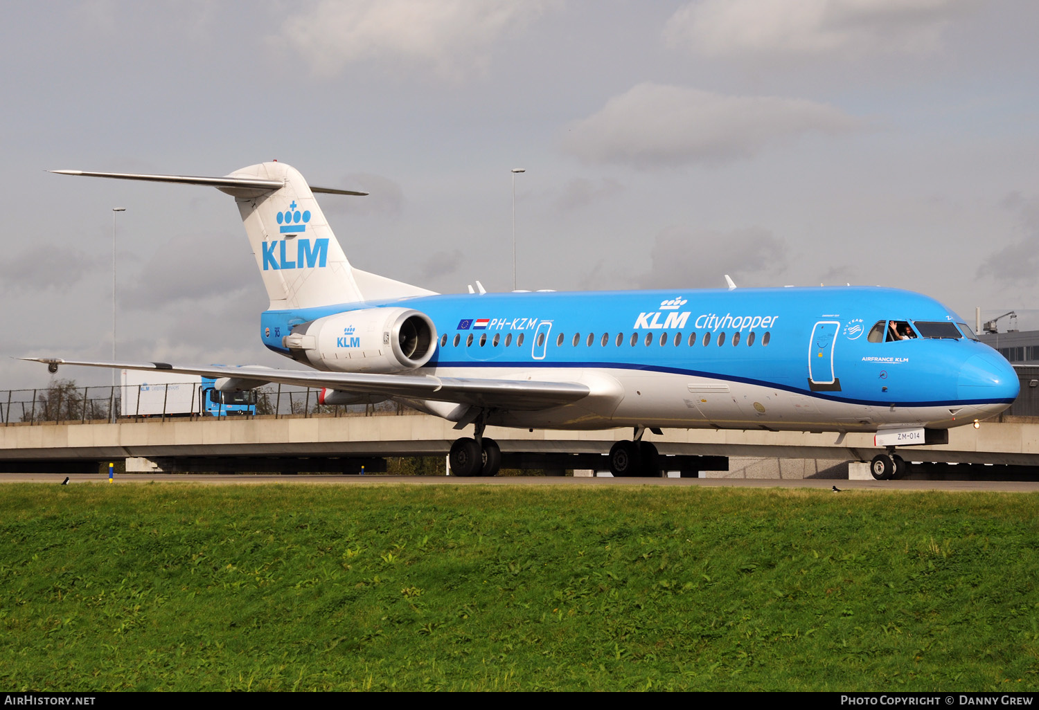Aircraft Photo of PH-KZM | Fokker 70 (F28-0070) | KLM Cityhopper | AirHistory.net #344850