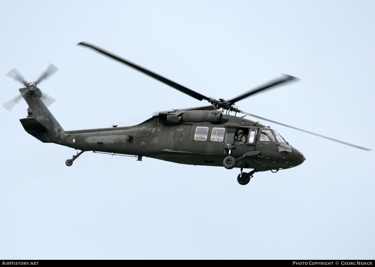 Aircraft Photo of 88-26037 / 037 | Sikorsky UH-60A Black Hawk (S-70A) | USA - Army | AirHistory.net #344915