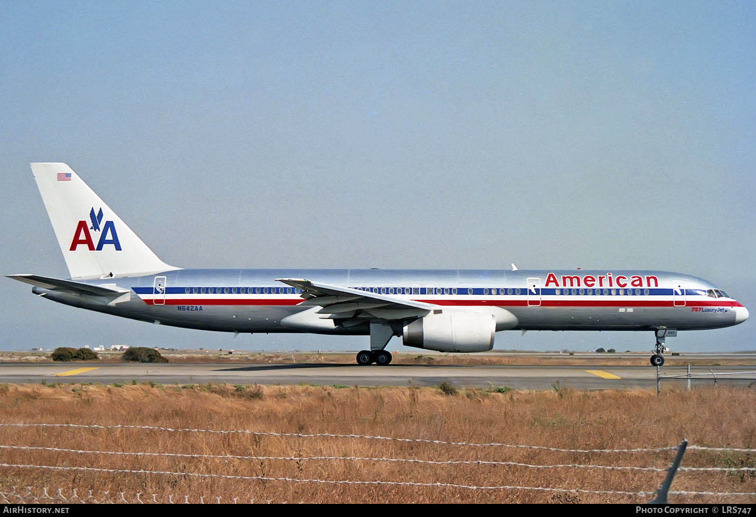 Aircraft Photo of N642AA | Boeing 757-223 | American Airlines | AirHistory.net #344948