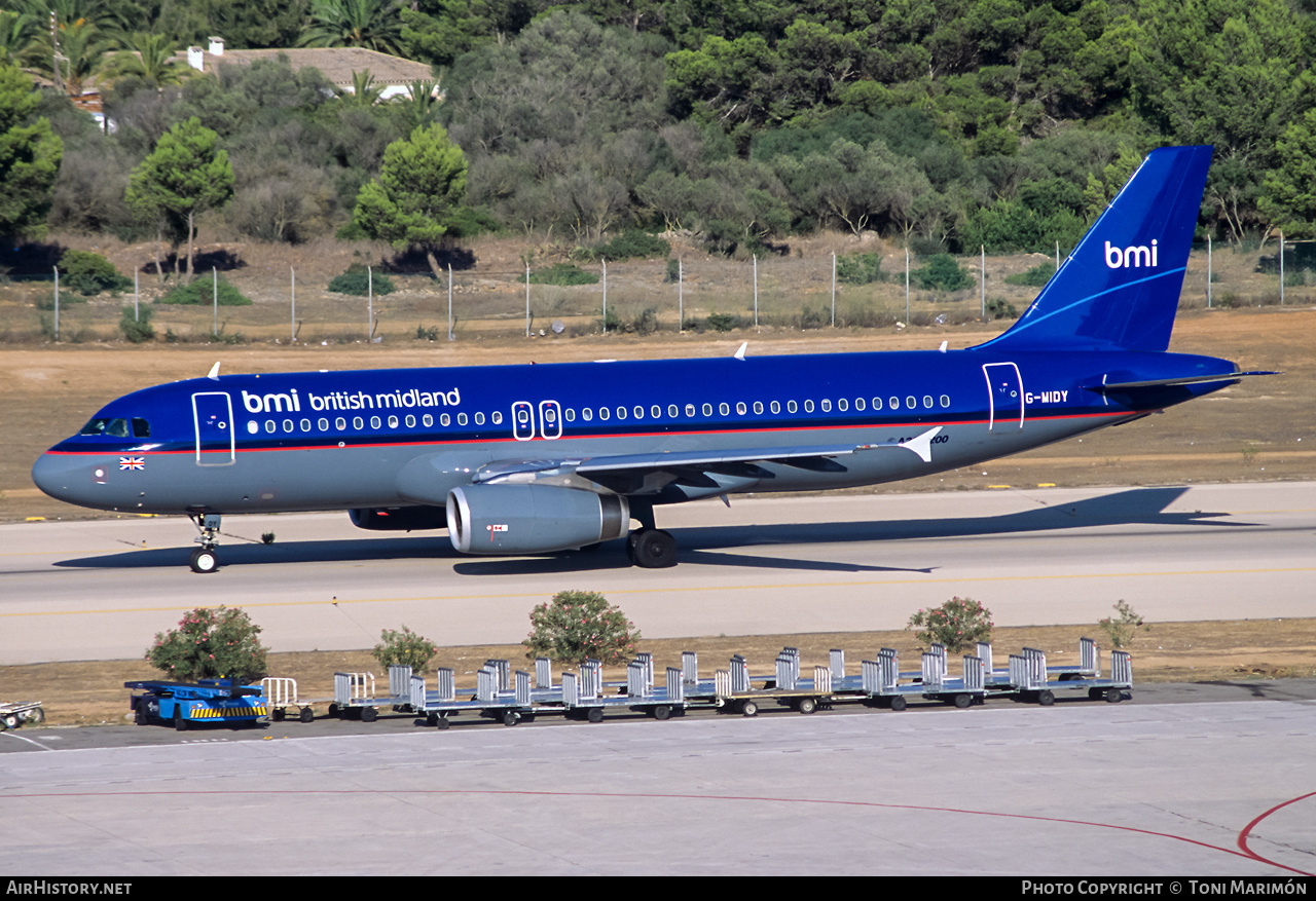 Aircraft Photo of G-MIDY | Airbus A320-232 | BMI - British Midland International | AirHistory.net #345043