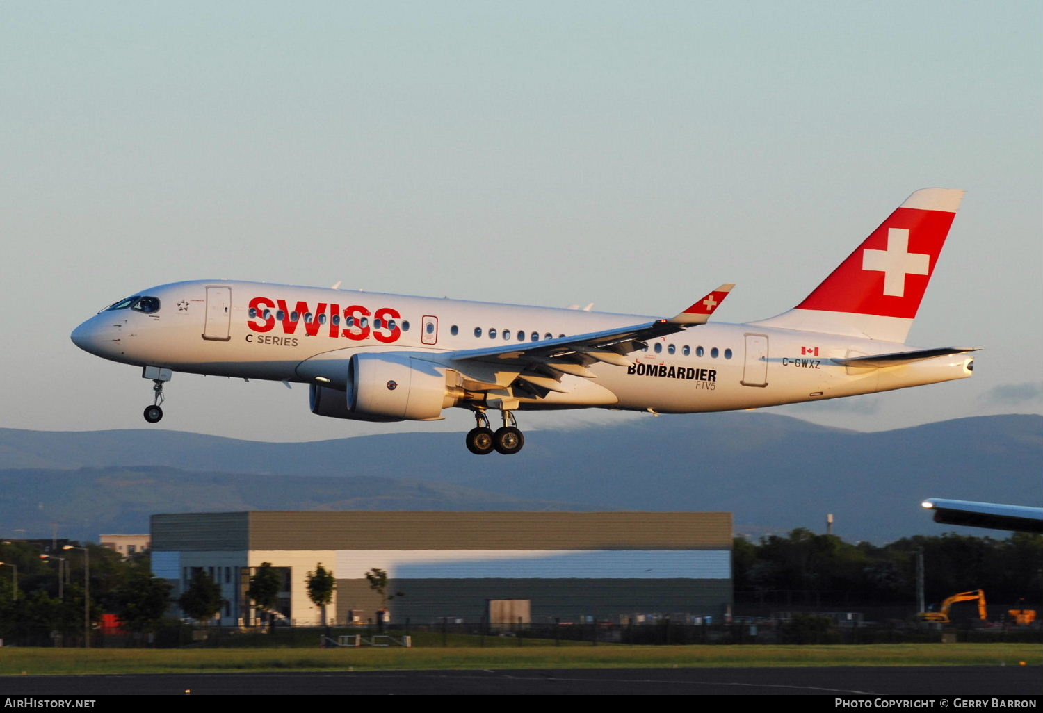 Aircraft Photo of C-GWXZ | Bombardier CSeries CS100 (BD-500-1A10) | Swiss International Air Lines | AirHistory.net #345215