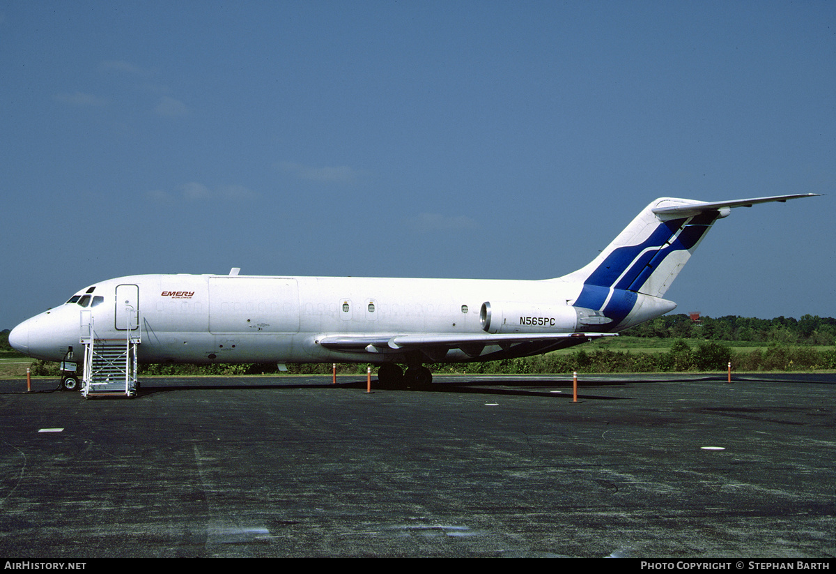 Aircraft Photo of N565PC | McDonnell Douglas DC-9-15RC | Emery Worldwide | AirHistory.net #345314