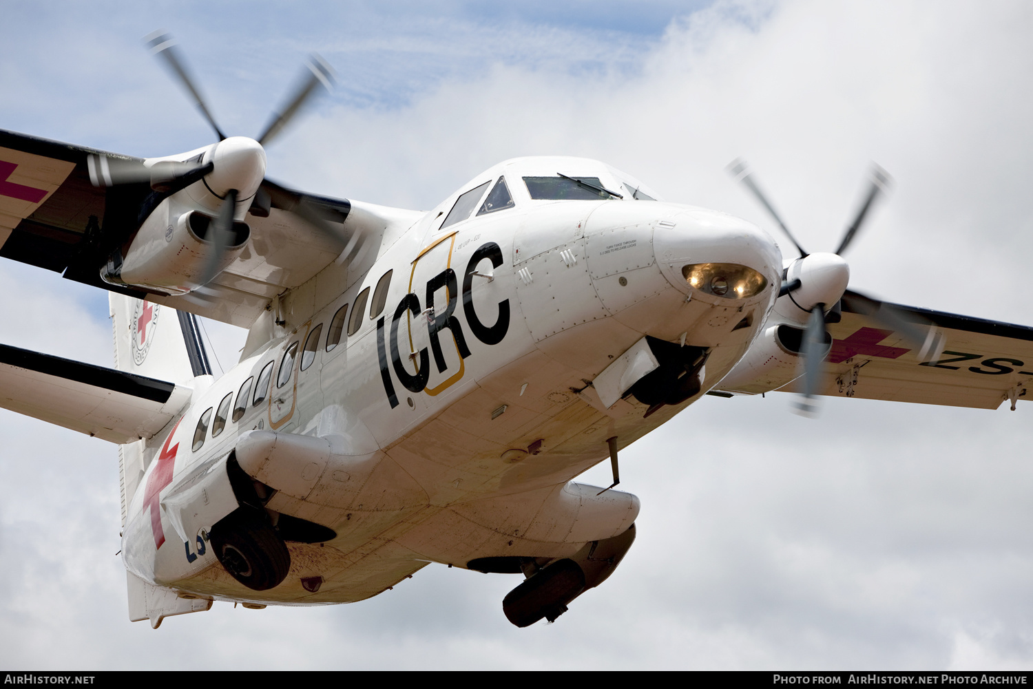 Aircraft Photo of ZS-PNI | Let L-410UVP-E20 Turbolet | ICRC - International Committee of the Red Cross | AirHistory.net #345379