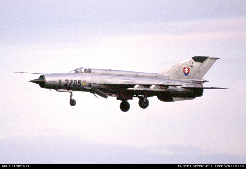 Aircraft Photo of 2705 | Mikoyan-Gurevich MiG-21MA | Slovakia - Air Force | AirHistory.net #345409