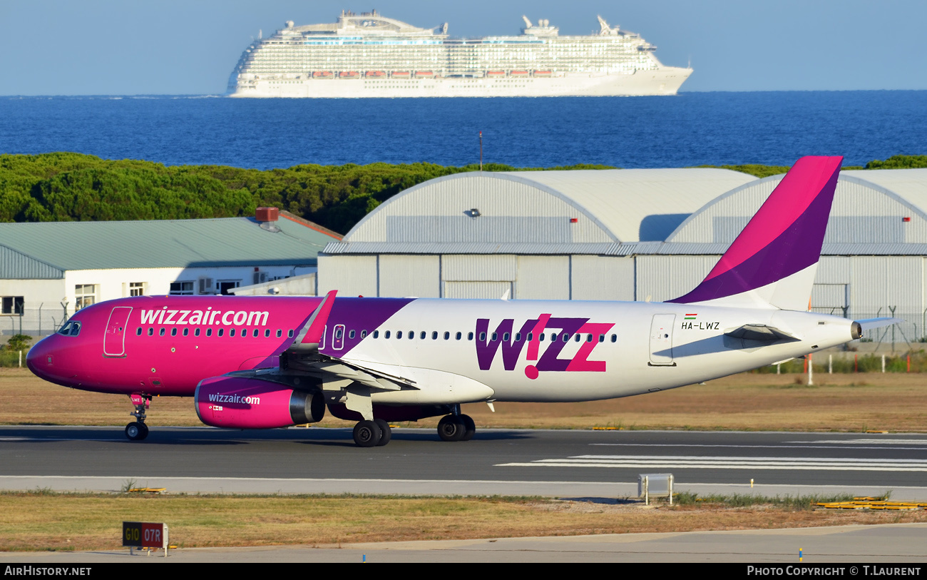 Aircraft Photo of HA-LWZ | Airbus A320-232 | Wizz Air | AirHistory.net #345482