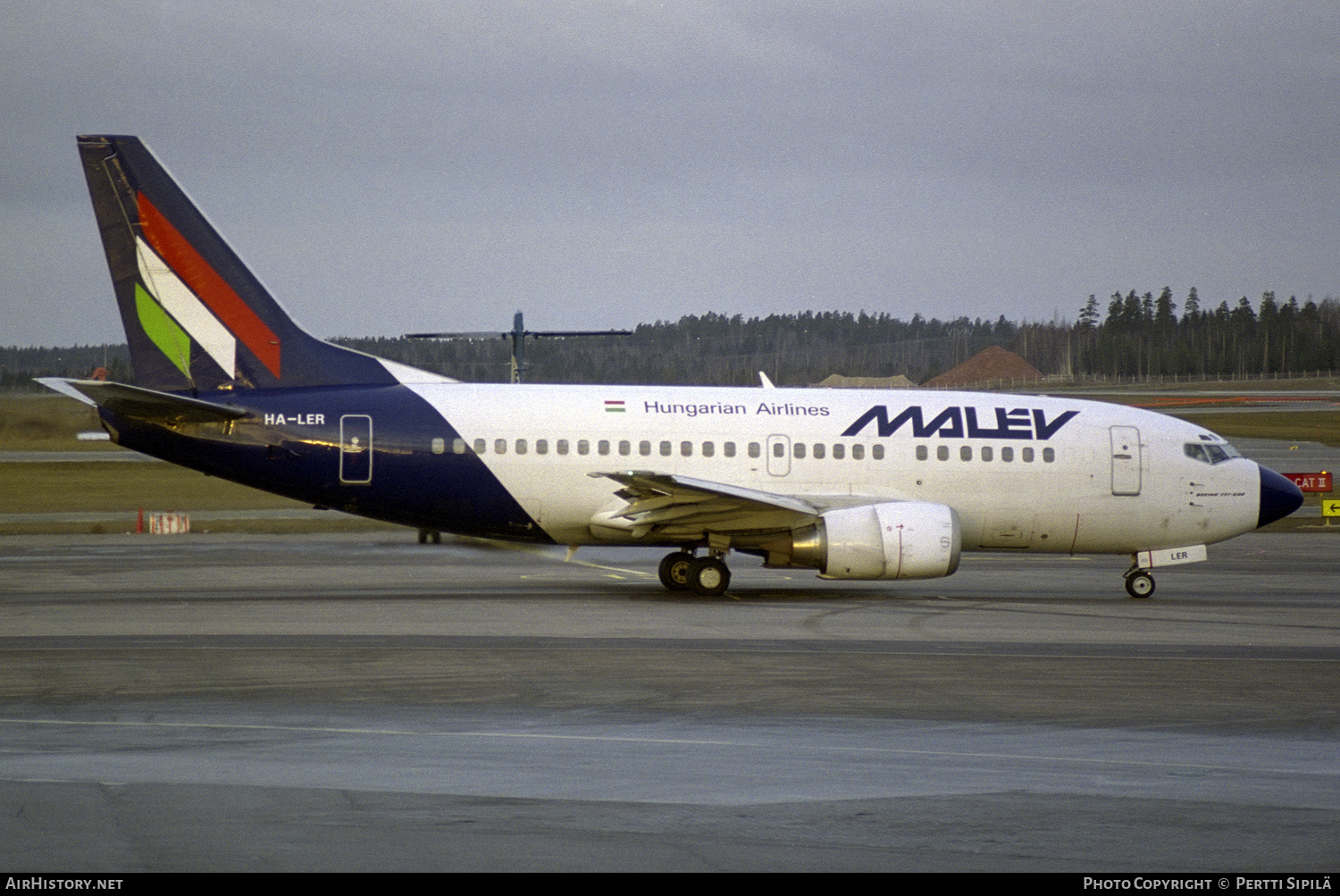 Aircraft Photo of HA-LER | Boeing 737-5K5 | Malév - Hungarian Airlines | AirHistory.net #345543