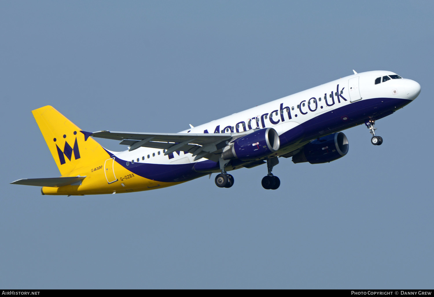 Aircraft Photo of G-OZBX | Airbus A320-214 | Monarch Airlines | AirHistory.net #345554