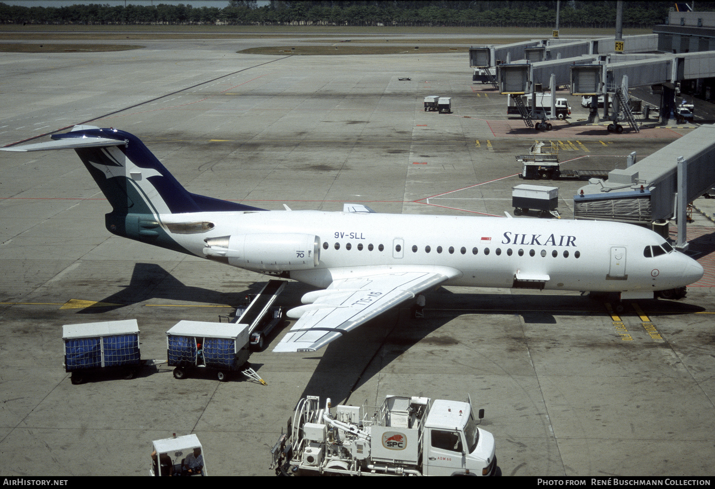 Aircraft Photo of 9V-SLL | Fokker 70 (F28-0070) | SilkAir | AirHistory.net #345570