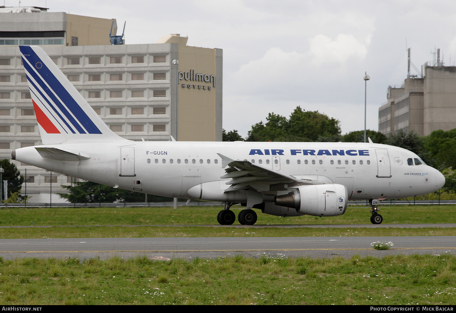 Aircraft Photo of F-GUGN | Airbus A318-111 | Air France | AirHistory.net #345618