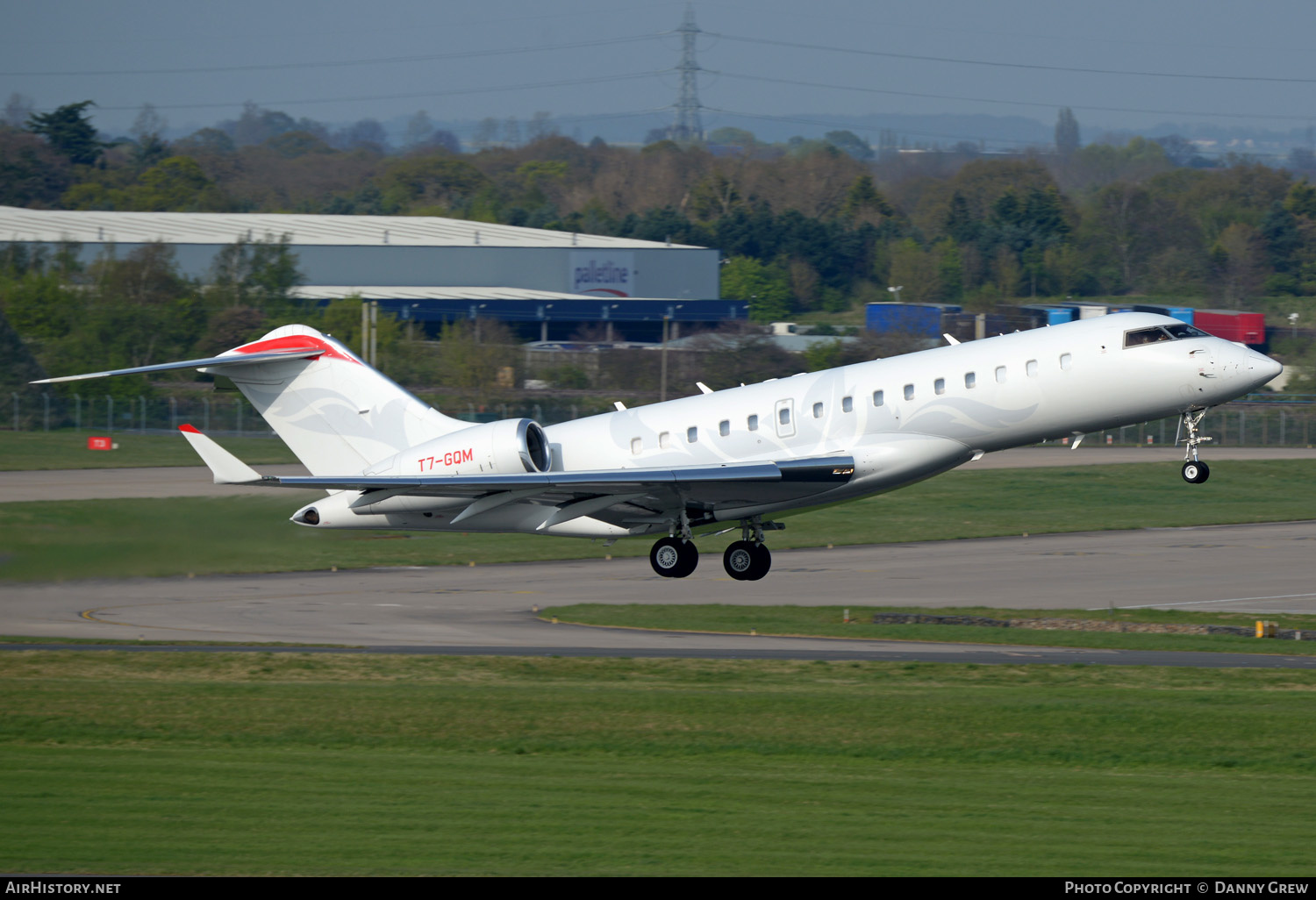 Aircraft Photo of T7-GQM | Bombardier Global Express (BD-700-1A10) | AirHistory.net #345643