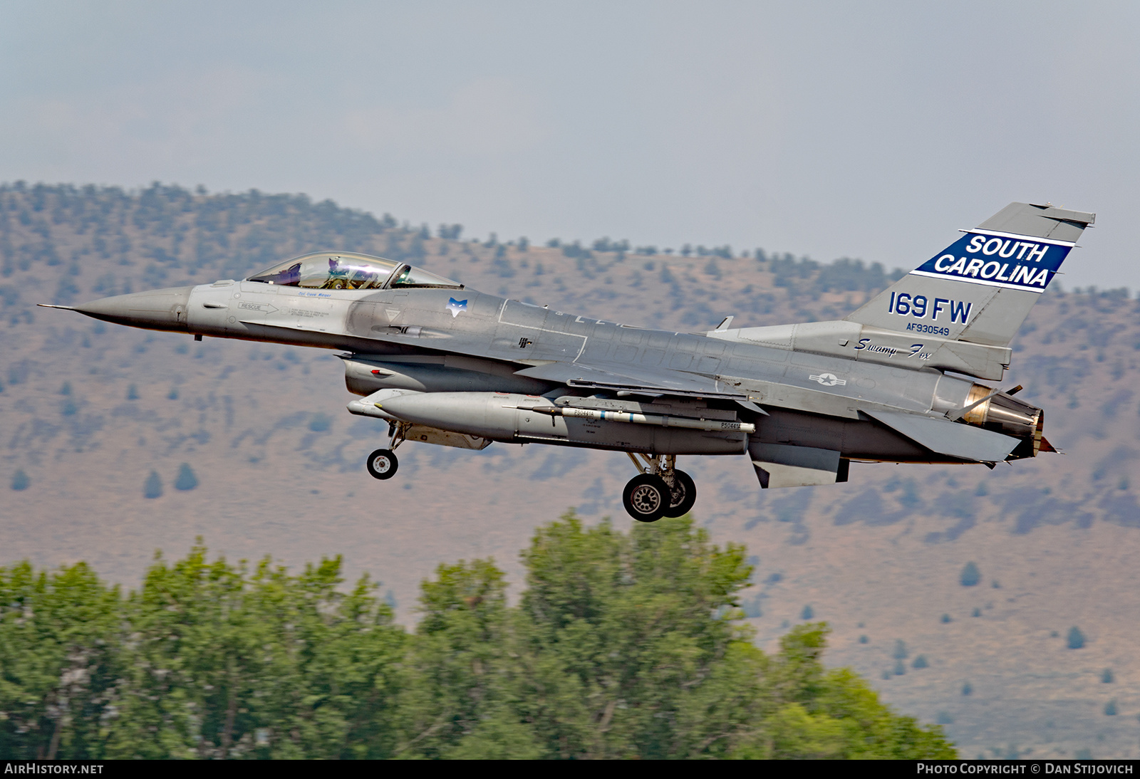 Aircraft Photo of 93-0549 / AF930549 | General Dynamics F-16CM Fighting Falcon | USA - Air Force | AirHistory.net #345680