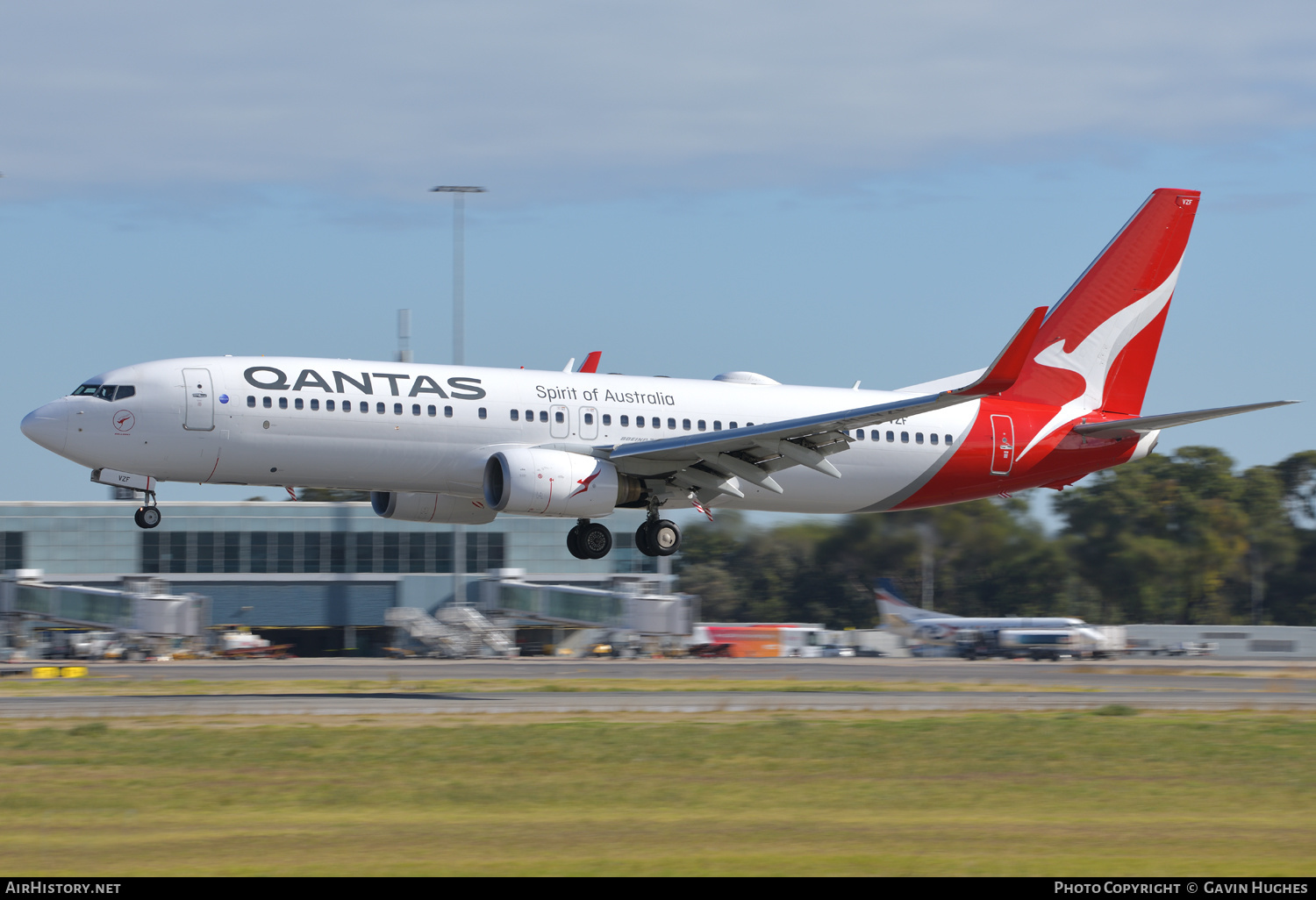 Aircraft Photo of VH-VZF | Boeing 737-838 | Qantas | AirHistory.net #345698