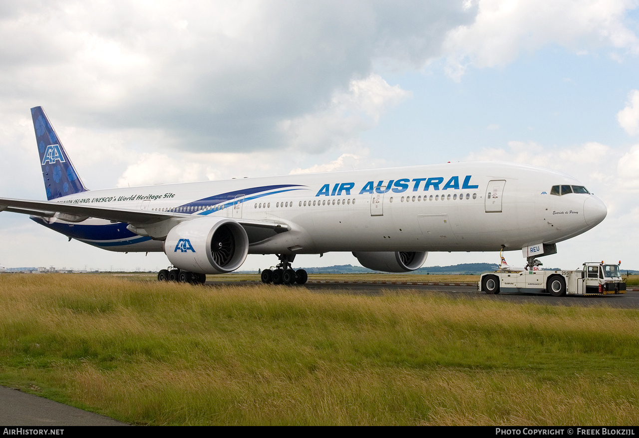 Aircraft Photo of F-OREU | Boeing 777-39M/ER | Air Austral | AirHistory.net #345898
