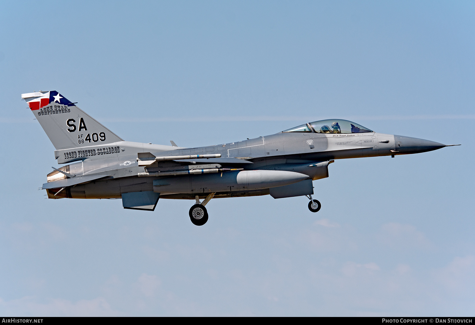 Aircraft Photo of 88-0409 / AF88-409 | General Dynamics F-16C Fighting Falcon | USA - Air Force | AirHistory.net #345925