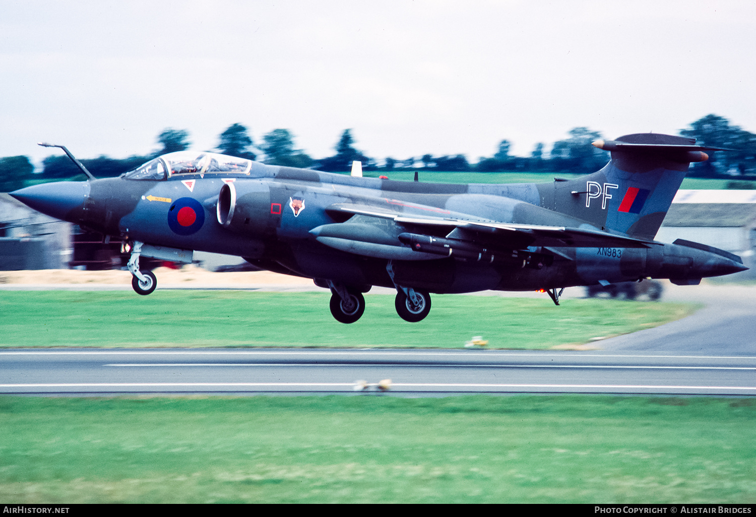 Aircraft Photo of XN983 | Hawker Siddeley Buccaneer S2B | UK - Air Force | AirHistory.net #345982