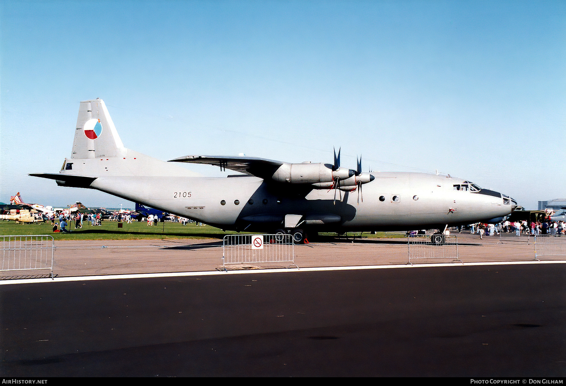 Aircraft Photo of 2105 | Antonov An-12BP | Czechoslovakia - Air Force | AirHistory.net #346029