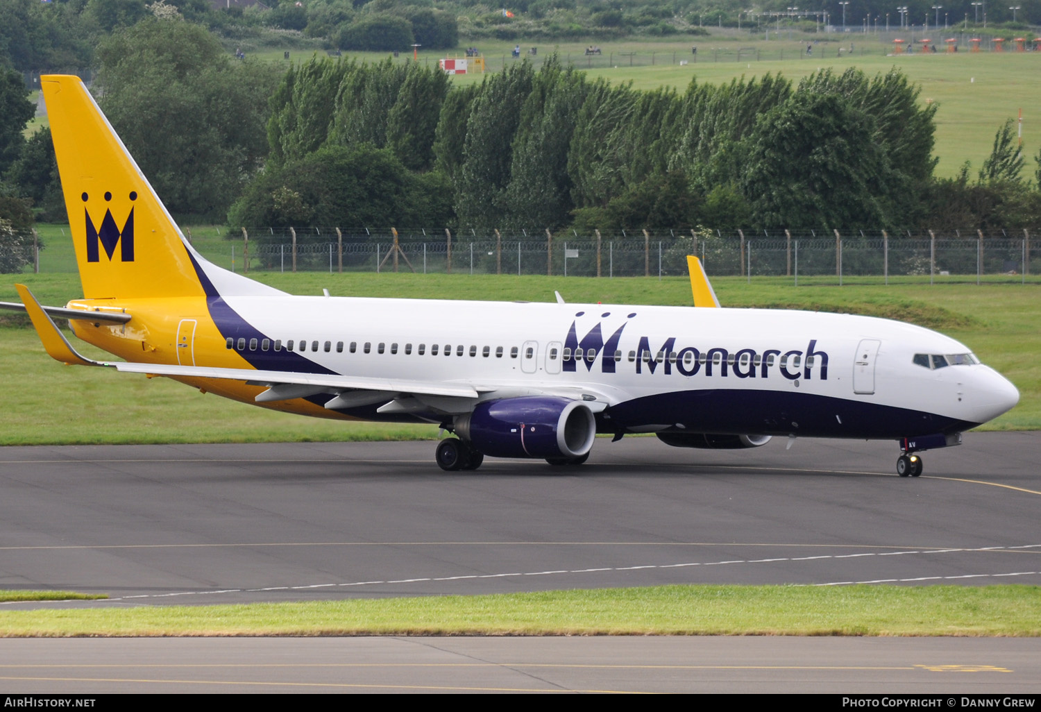 Aircraft Photo of G-ZBAV | Boeing 737-82R | Monarch Airlines | AirHistory.net #346052