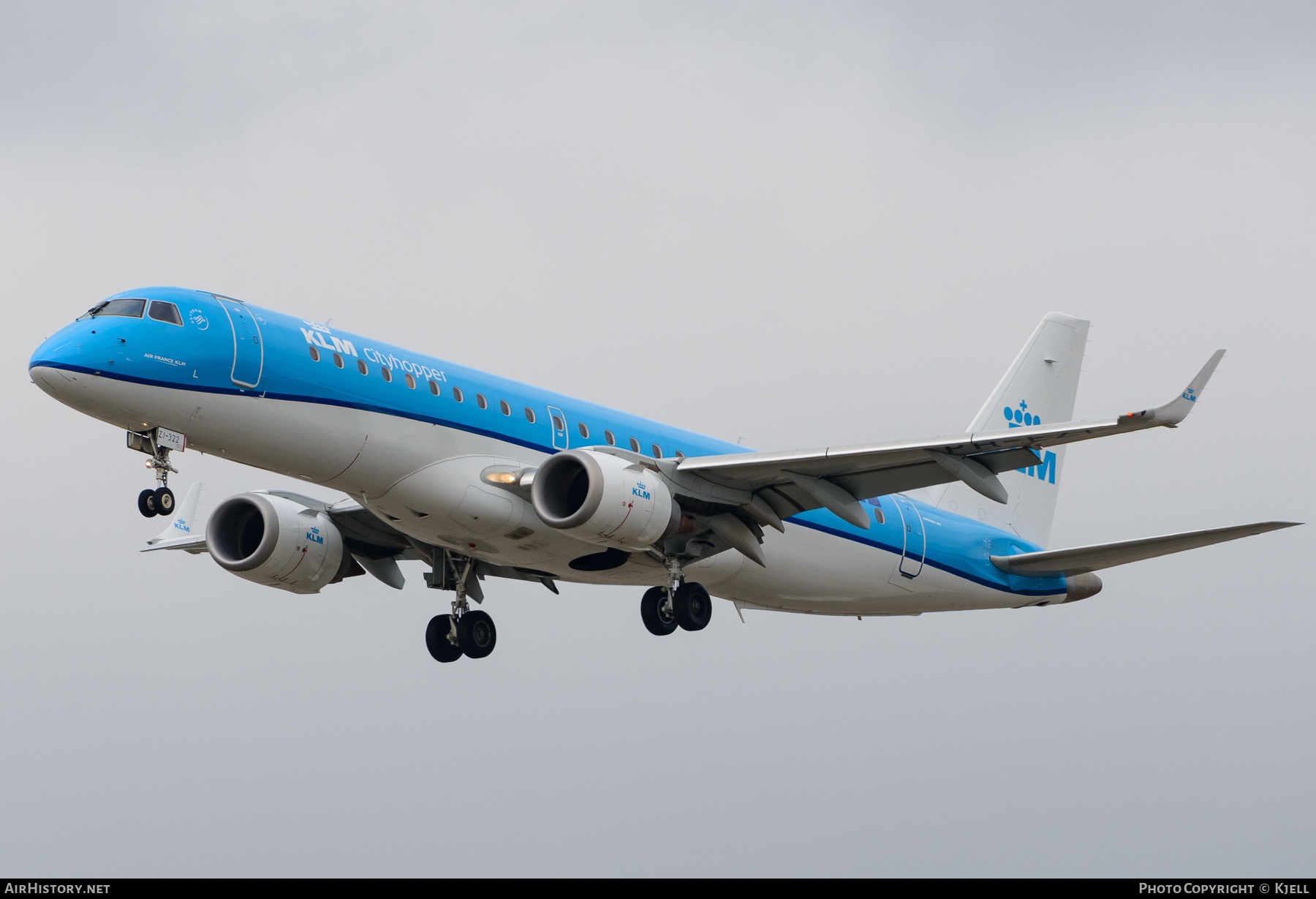Aircraft Photo of PH-EZI | Embraer 190STD (ERJ-190-100STD) | KLM Cityhopper | AirHistory.net #346108