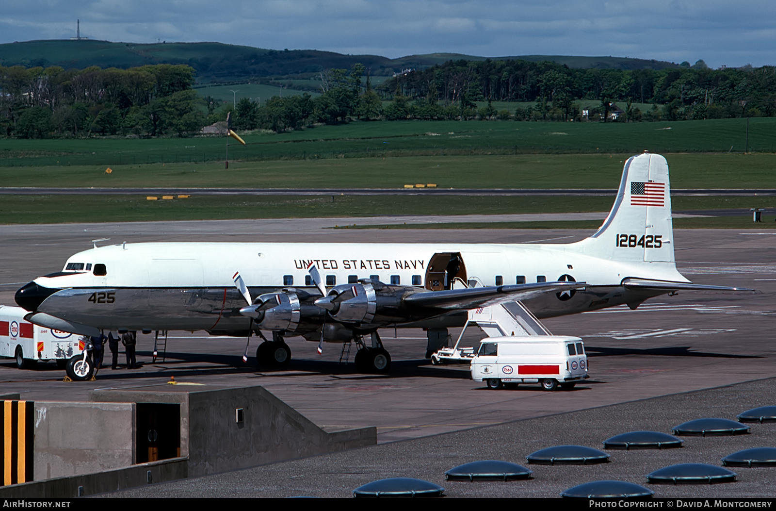 Aircraft Photo of 128425 | Douglas C-118B Liftmaster (DC-6A) | USA - Navy | AirHistory.net #346153