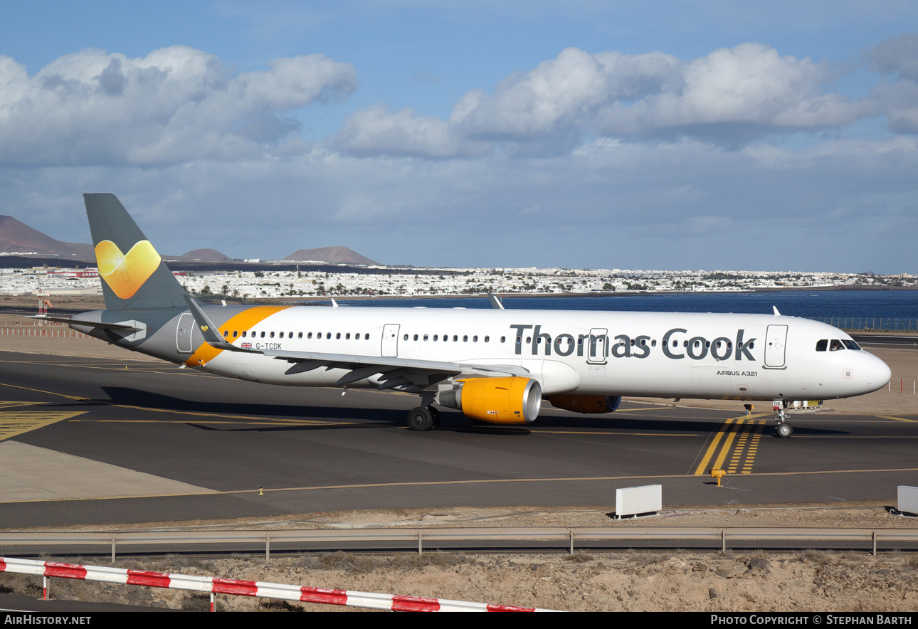 Aircraft Photo of G-TCDK | Airbus A321-211 | Thomas Cook Airlines | AirHistory.net #346182