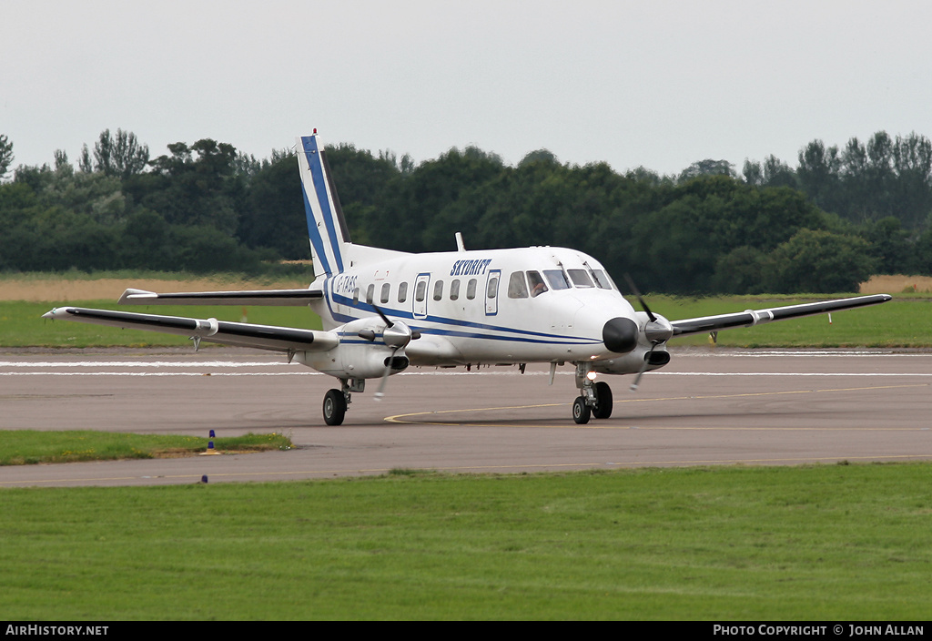Aircraft Photo of G-TABS | Embraer EMB-110P1 Bandeirante | Skydrift Air Charter | AirHistory.net #346191