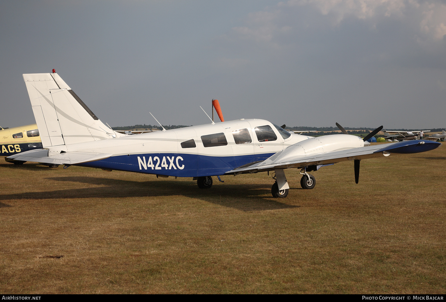 Aircraft Photo of N424XC | Piper PA-34-220T Seneca III | AirHistory.net #346196